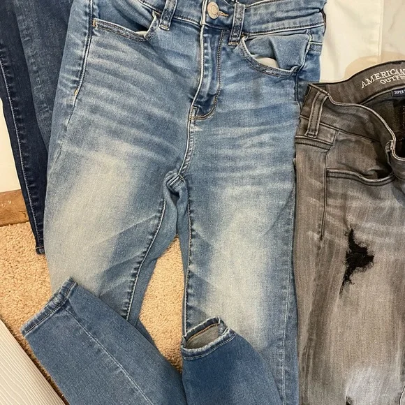 American eagle bundle jeans size 2